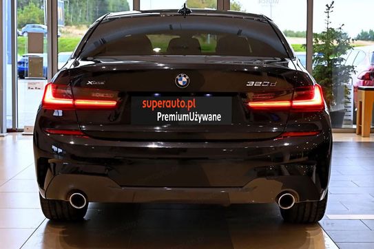 BMW Seria 3 320d xDrive M Sport sport-aut