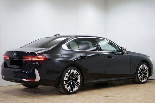 BMW Seria 5 530e