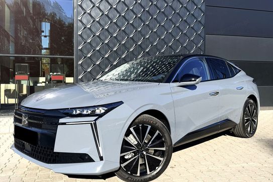 DS N°4 E-Tense Étoile Alcantara  58.3kWh