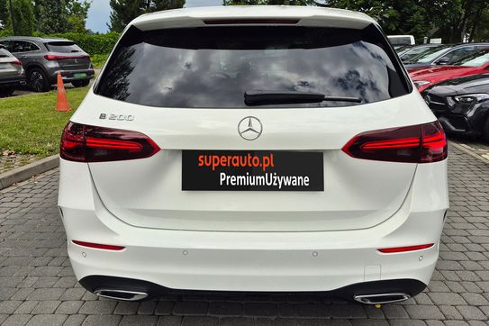 Mercedes B Klasa 200 mHEV AMG Line 7G-DCT
