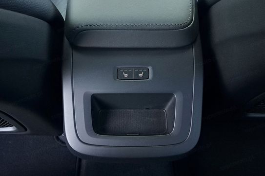 Volvo XC60 B5 B AWD Plus Dark