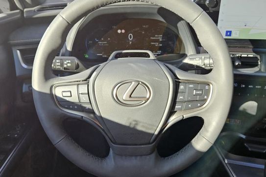Lexus UX 300h F Sport Design Hybrid Dynamic Force