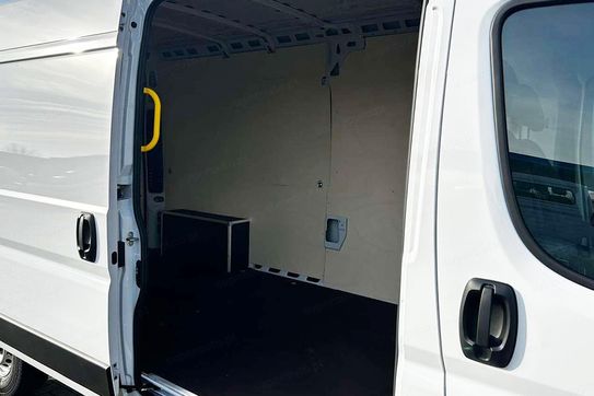 Opel Movano L4H2