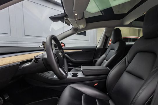 Tesla Model 3 3 Long Range AWD