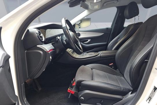 Mercedes Klasa E Estate 220 d 4MATIC Avantgarde