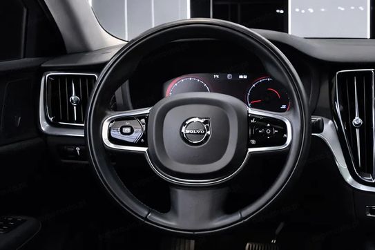 Volvo V60 B4 D Momentum Pro aut