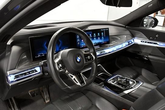 BMW Seria 7 740d xDrive M Sport