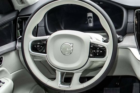 Volvo XC90 B5 AWD Ultra Bright 7os