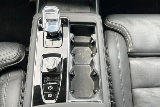 Volvo XC90 T8 AWD Plug-In Hybrid Ultra Bright 7os