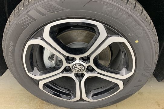 MG ZS Excite 1.5 Hybrid+ AT