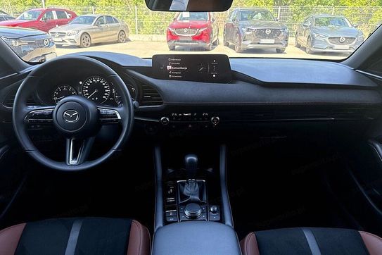 Mazda 3 2.0 Nagisa