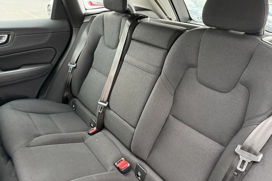 Volvo XC60 B4 B Momentum Pro