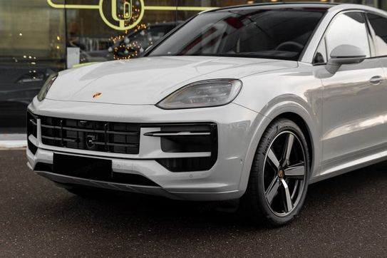 Porsche Cayenne Coupe Black Edition