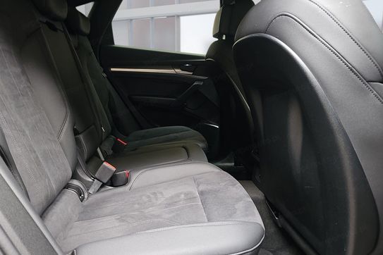 Audi Q5 40 TDI mHEV quattro S Line S tronic