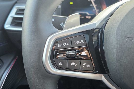 BMW Seria 3 330i xDrive M Sport aut