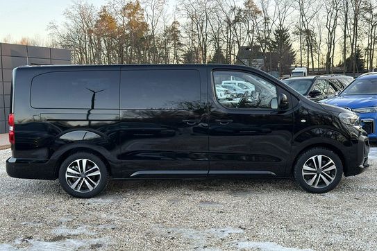 Peugeot Traveller Long L2H1 Business VIP EAT8