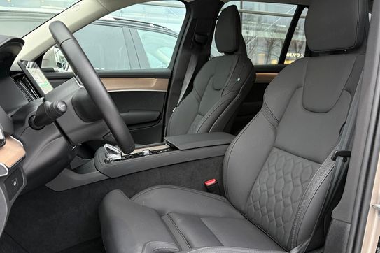 Volvo XC90 B5 B AWD Plus Bright 7os