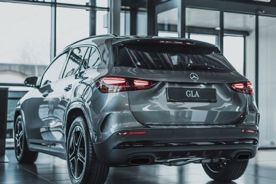 Mercedes GLA 220 4-Matic AMG Line