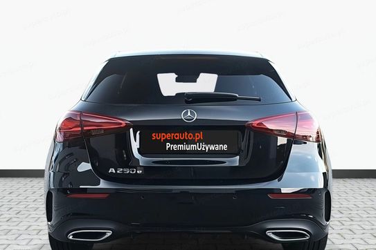 Mercedes Klasa A 250 e AMG Line