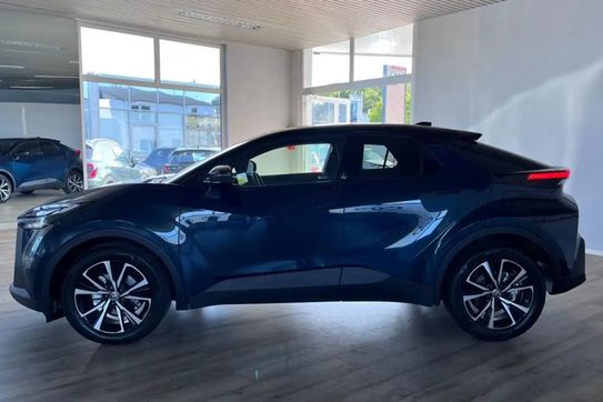 Toyota C-HR Style 2.0 Hybrid Dynamic Force Plug-in