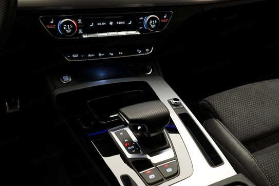Audi Q5 40 TDI quattro S Line