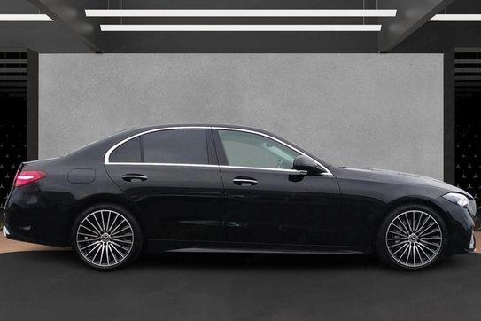 Mercedes Klasa C 220 d 4MATIC AMG Line