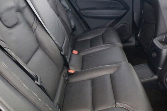 Volvo XC60 B5 B AWD Ultra Black Edition