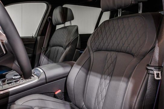 BMW X7 xDrive40d Individual Edition