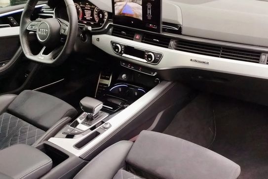 Audi A5 45 TFSI mHEV quattro S tronic