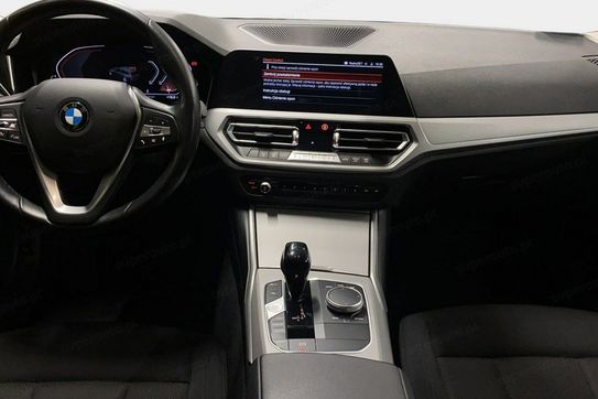 BMW Seria 3 320d xDrive mHEV aut