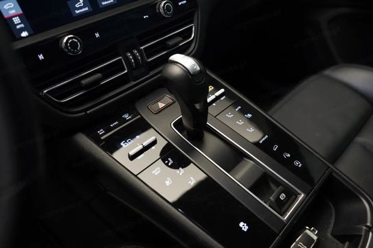 Porsche Macan T