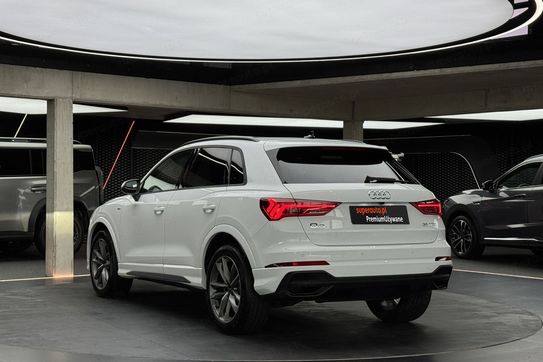 Audi Q3 35  TFSI S-Line