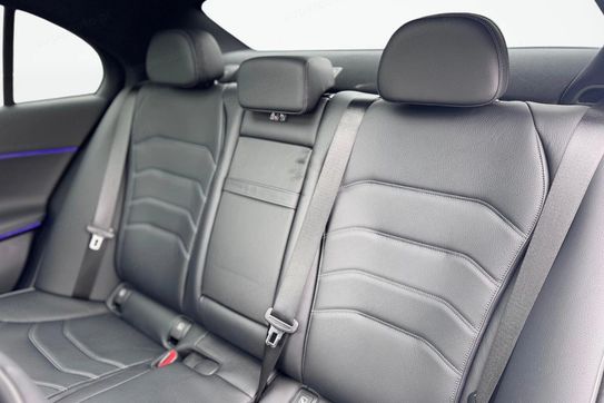 Mercedes Klasa E 200 4MATIC AMG Line