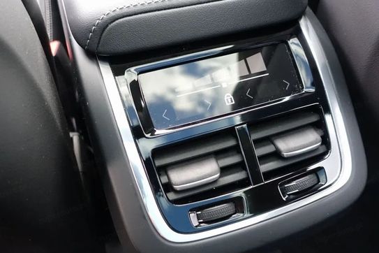 Volvo XC60 B5 B AWD Ultra Dark aut
