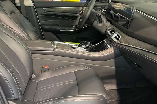 DFSK E5 Prestige 1.5  PHEV E-CVT