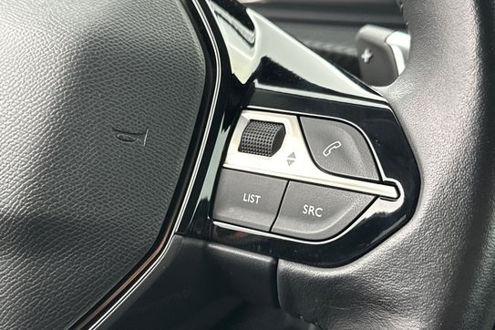 Peugeot 2008 Allure 1.2 PureTech EAT8