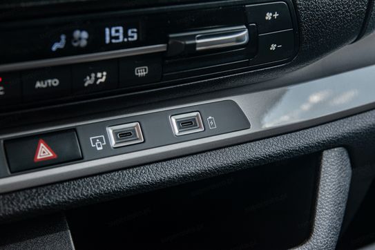 Opel Zafira Life Extra Long L2H1 Business AT8