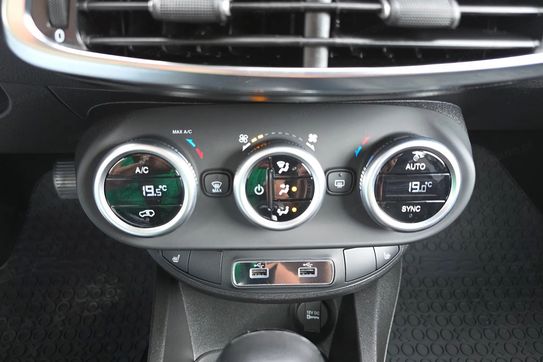 Fiat 500X 1.5 T4 Hybrid Cross Dct
