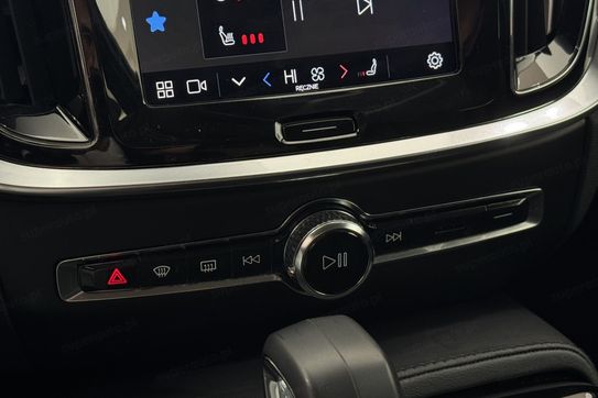 Volvo V60 T6 AWD Plug-In Hybrid Plus Bright aut