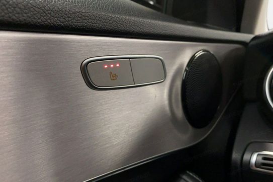 Mercedes Klasa C 180 9G-TRONIC