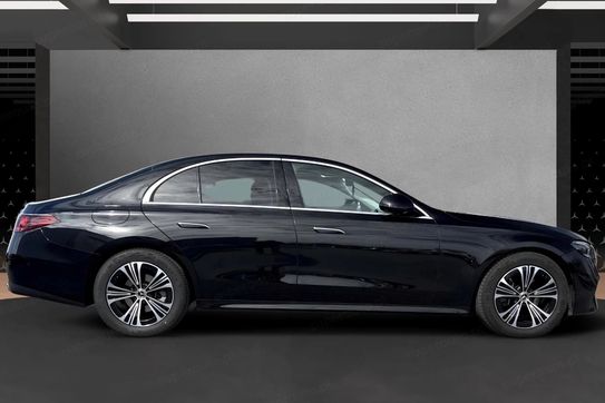 Mercedes Klasa E 200 mHEV Avantgarde 9G-Tronic