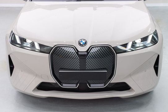 BMW iX xDrive60