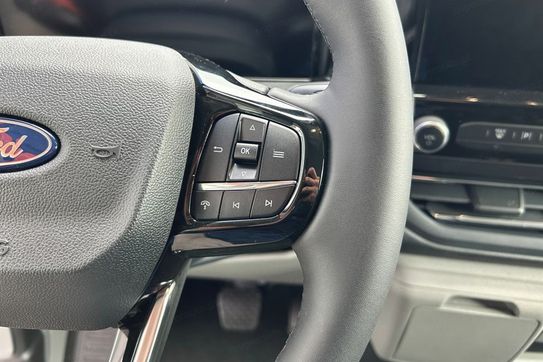 Ford Tourneo Custom 320 L2H1 Titanium A8