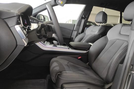 Audi Q8 45 TDI mHEV quattro Tiptronic