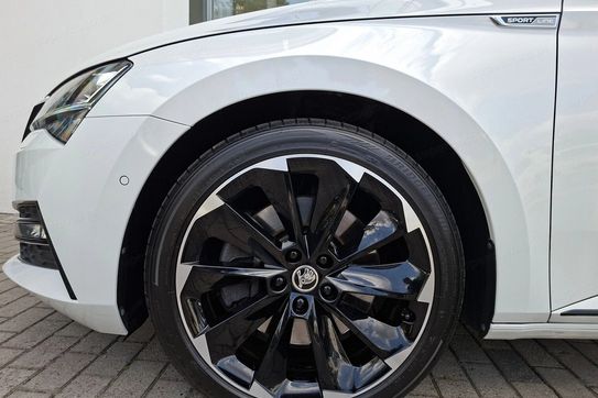 Skoda Superb 2.0 TSI 4x4 Sportline DSG