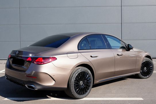 Mercedes Klasa E 220 d 4-Matic AMG