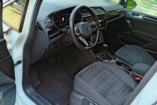 Volkswagen Touran 1.5 TSI DSG