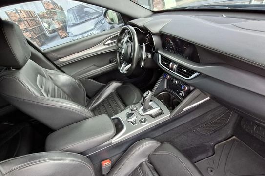 Alfa Romeo Stelvio Turbo Veloce Q4