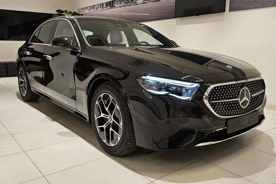 Mercedes Klasa E 200 Avantgarde