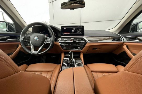 BMW Seria 5 530i xDrive mHEV Luxury Line aut